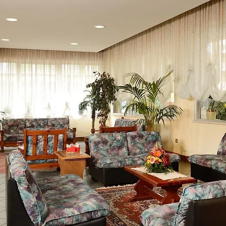 Hotel Acacia 3*
